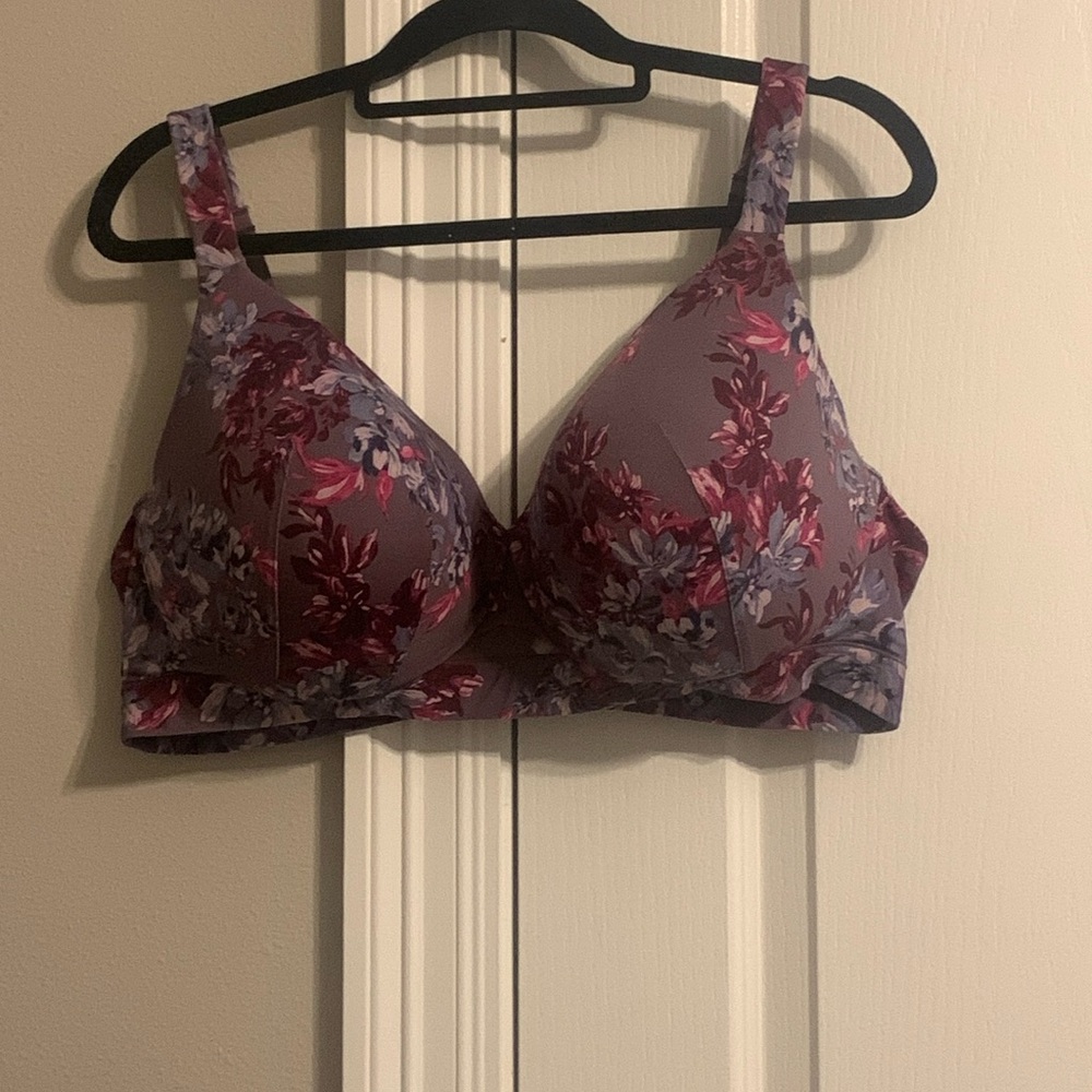 Lightly lined full coverage bra * barely worn